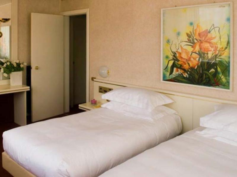 สตาร์โฮเทล คริสตัลโล พาเลซ Hotel แบร์กาโม ภายนอก รูปภาพ