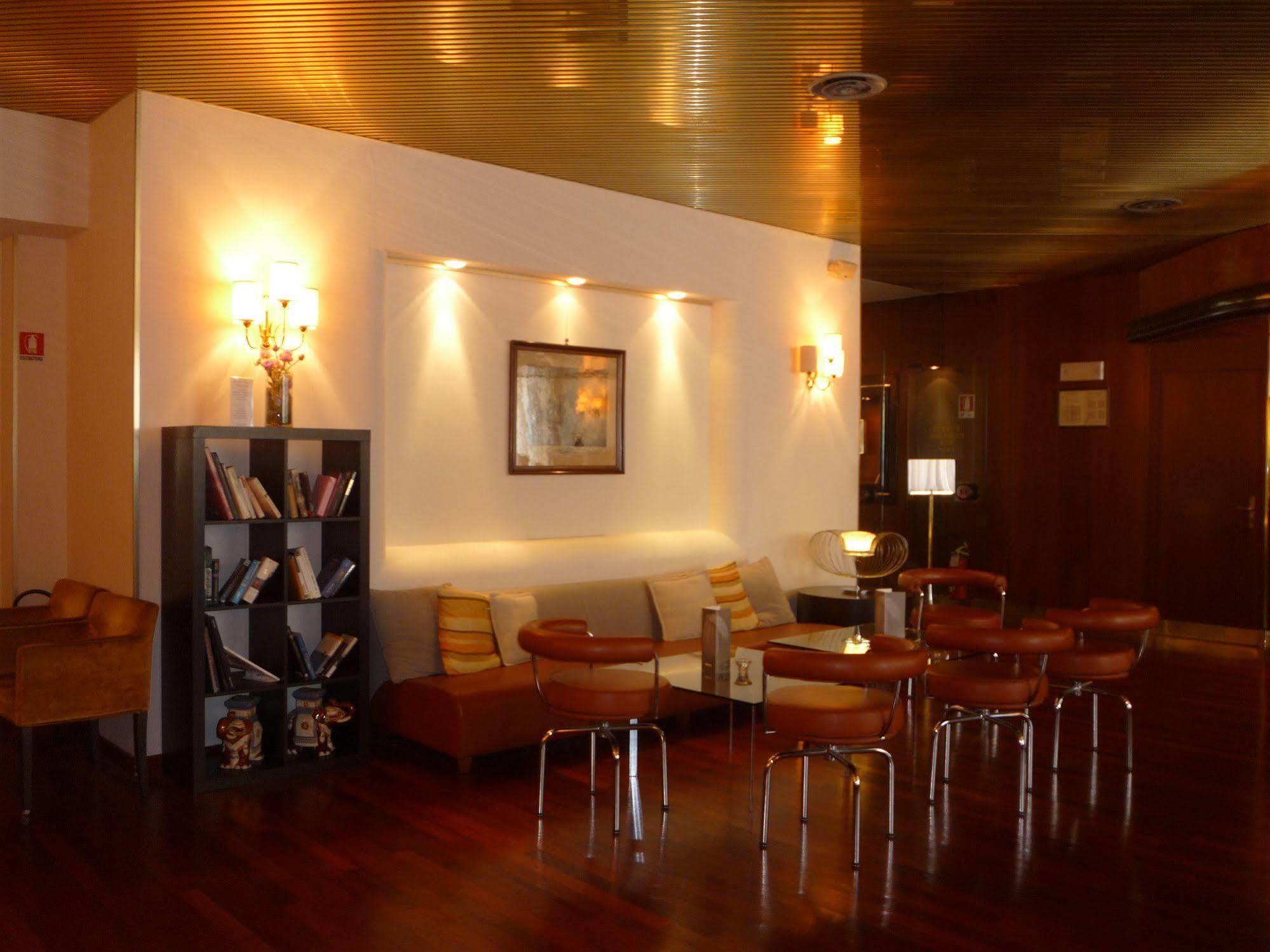 สตาร์โฮเทล คริสตัลโล พาเลซ Hotel แบร์กาโม ภายนอก รูปภาพ